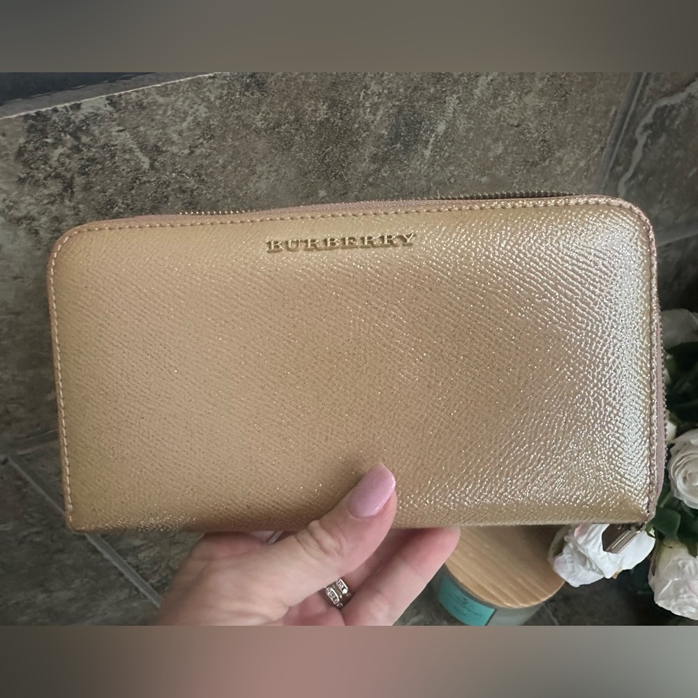 Burberry shimmery champagne zip wallet